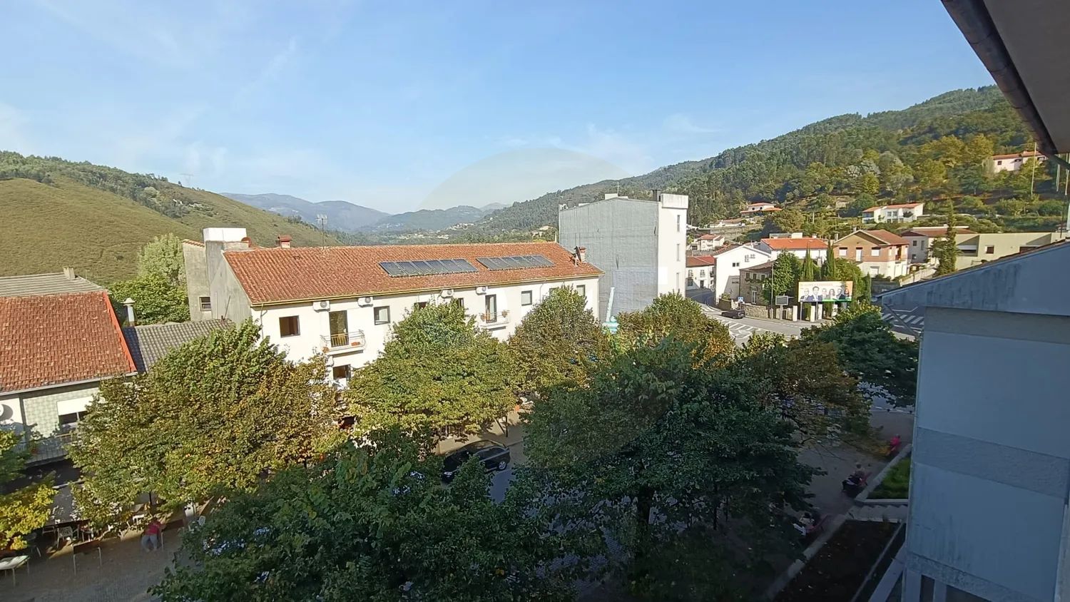 Apartamento T3 no Centro de Terras de Bouro - 2