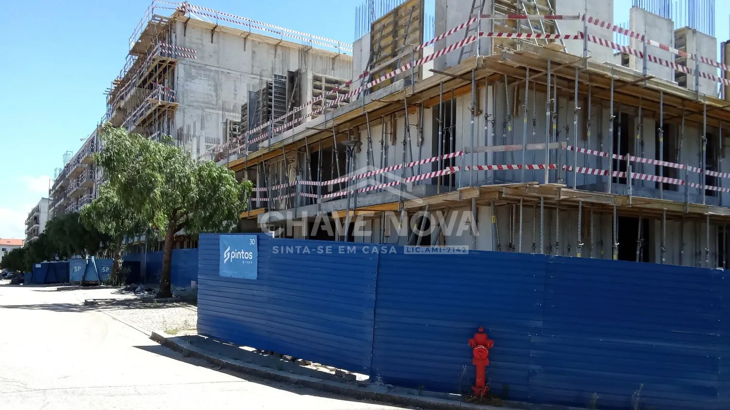 Apartamento T2 Novo c/ Lugar de Garagem e Arrumo em Oliveira do Douro - 3
