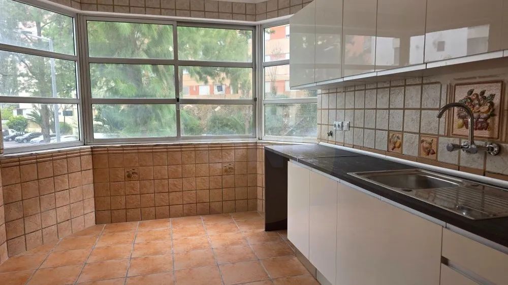 Apartamento T2 Transformado em T3