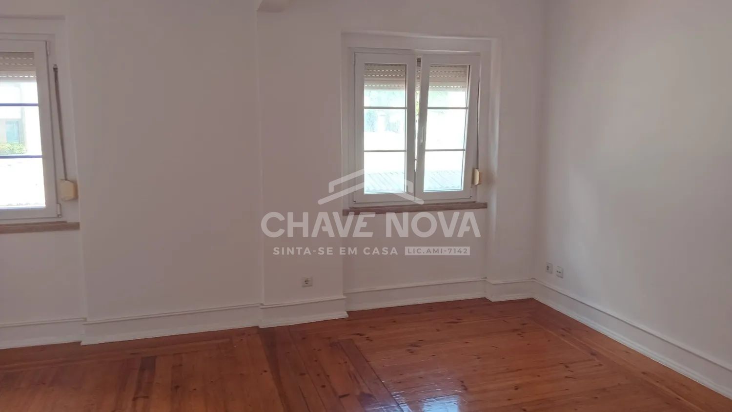 Apartamento T3, Av. 5 de Outubro 
