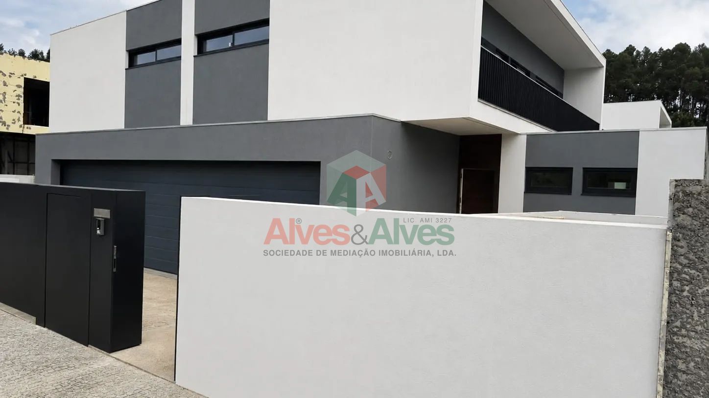 Moradia - T3 - Em construção - Moreira - Maia 