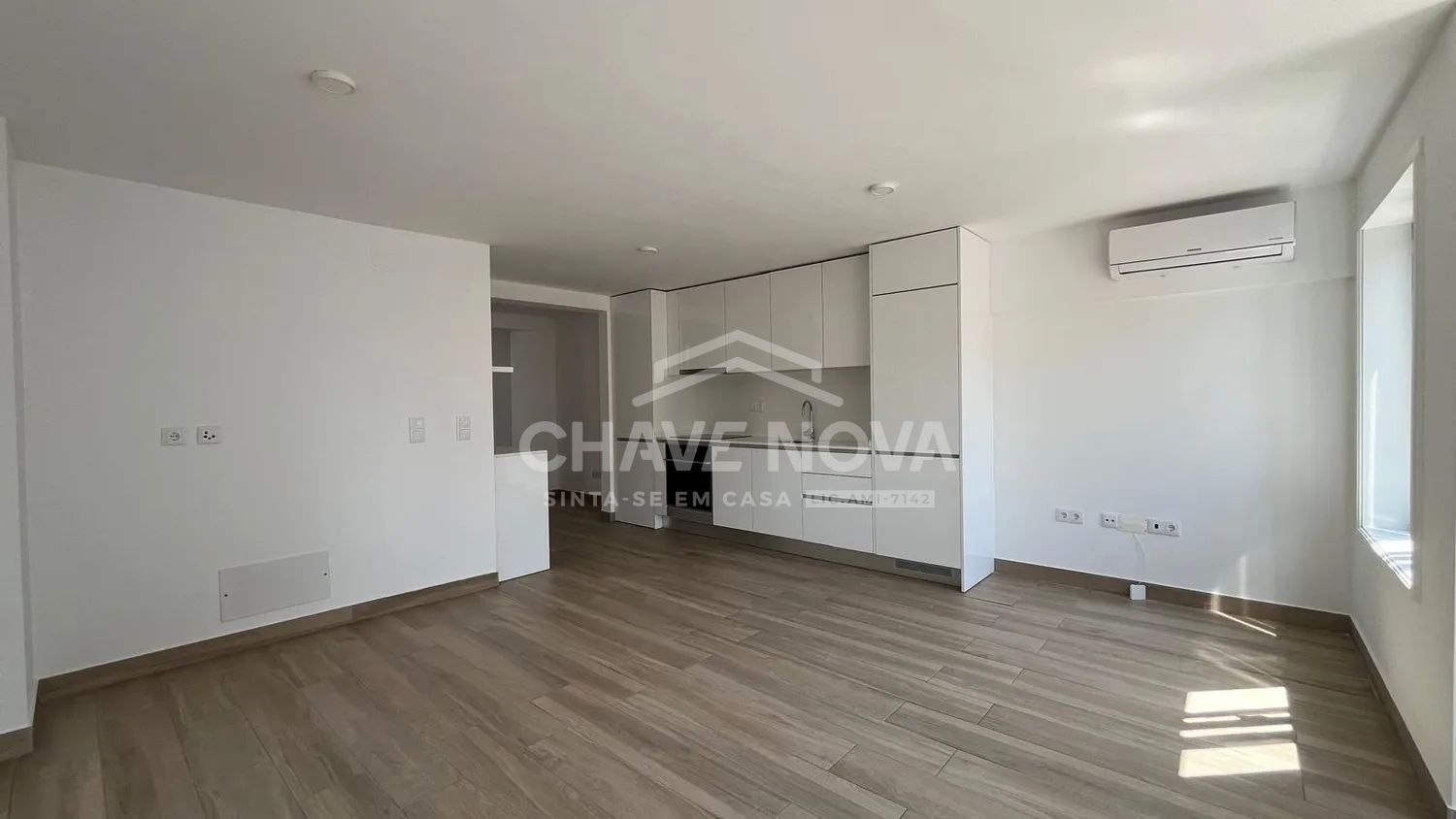 T1 Na Avenida da República — Vila Nova de Gaia - 3