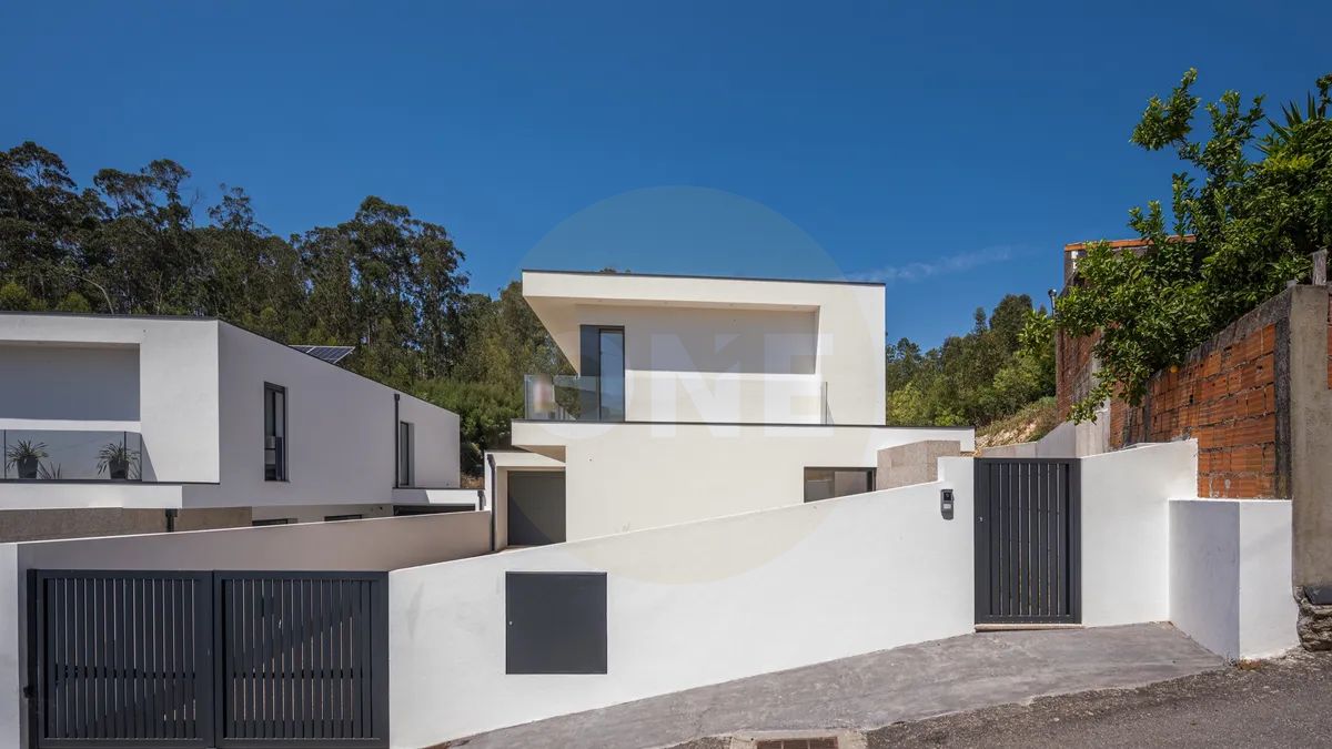 New Luxury 3 Bedroom House | Construction 2025