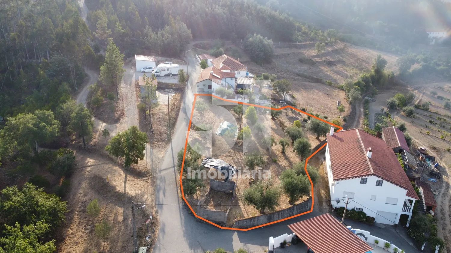 TERRENO PARA CONSTRUÇÃO - 3