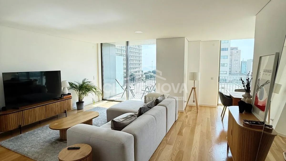  Arrendamento Apartamento T3 mobilado com vista Mar - Matosinhos Sul - Torre Solima