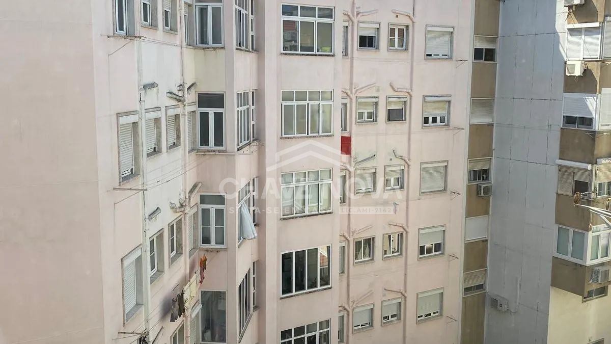 Apartamento T1 na Rua Passos Manuel em Arroios - Remodelado