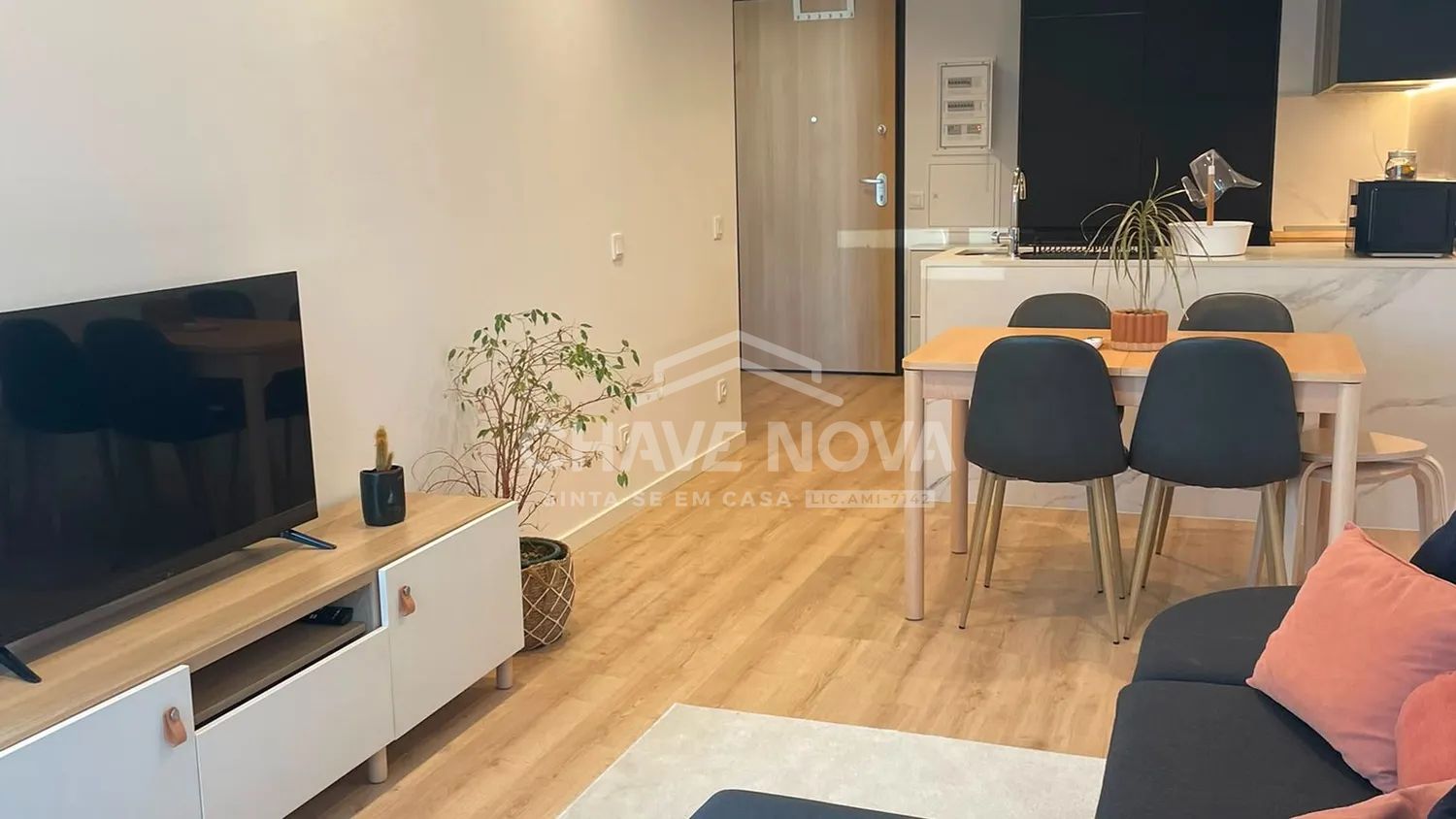 Apartamento T1 Novo com Varanda e Garagem - Asprela Easy