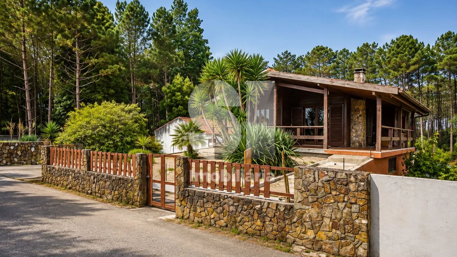 Exotic wooden 2-bedroom house and 2-bedroom house for restoration