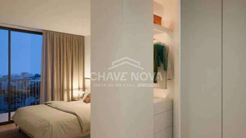 Apartamento T1 novo em Santa Marinha no piso 4 no empreendimento "Privilége" - 3