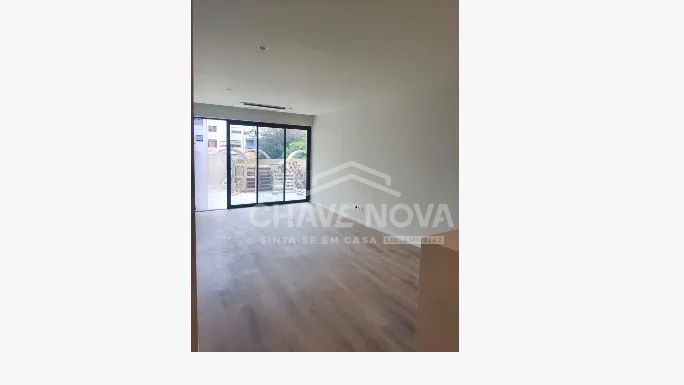 T0 c/ Lugar de garagem - 400m do METRO - Empreendimento Park Square - 2