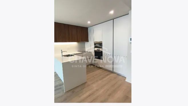 T0 NOVO C/ Lugar de Garagem - Centro d Vila nova de gaia , 400m do metro  - 2