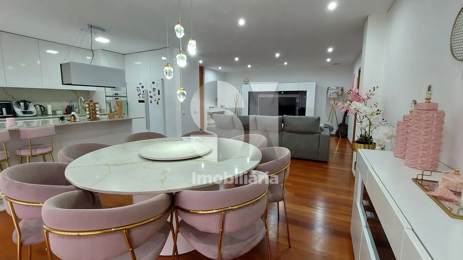 3-Bedroom apartment in Póvoa de Varzim Centre | Private Condominium - 2