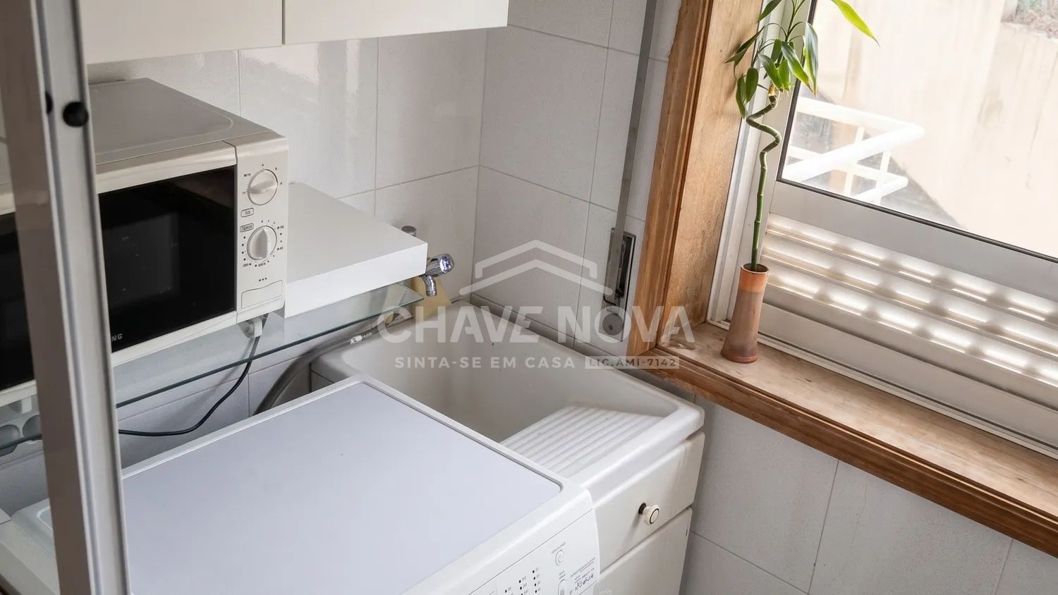 Apartamento T2 c/ Garagem Box em Vilar do Paraíso - 2