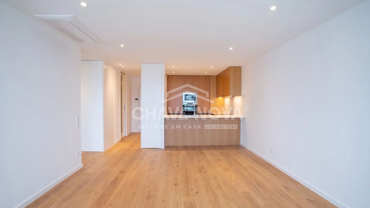 Apartamento T2 Novo c/ Lugar de Garagem e Arrumo em Canidelo (Seca do Bacalhau) - 2