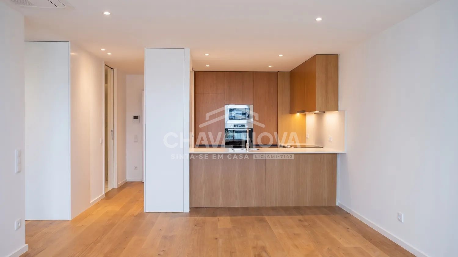 Apartamento T2 Novo c/ Lugar de Garagem e Arrumo em Canidelo (Seca do Bacalhau) - 3