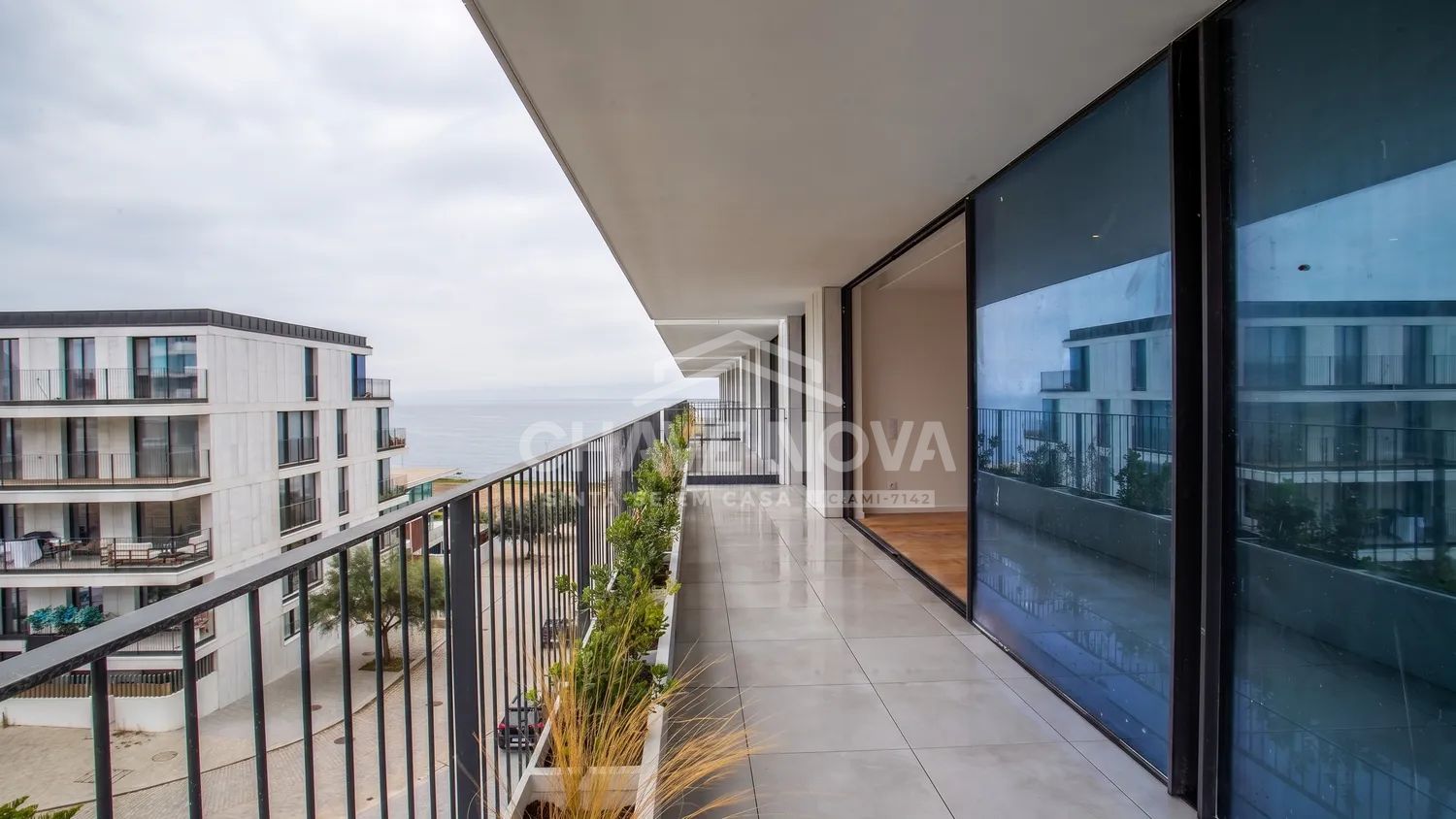 Apartamento T2 Novo c/ Vistas Mar e Lugar de Garagem em Canidelo (Seca do Bacalhau)