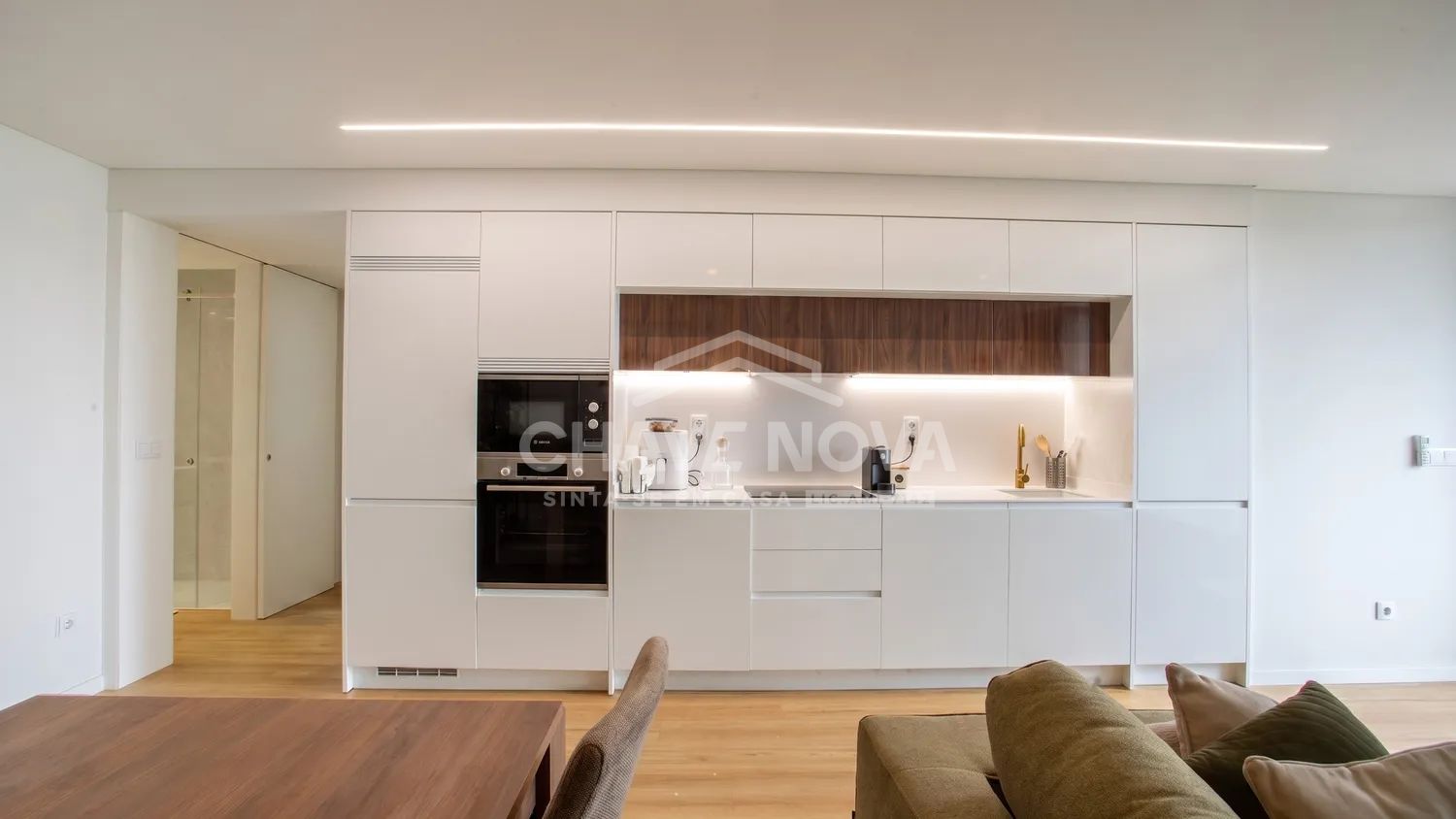 Apartamento T3 Como Novo c/ 2 Lugares de Garagem em Mafamude (El Corte Inglés) - 3