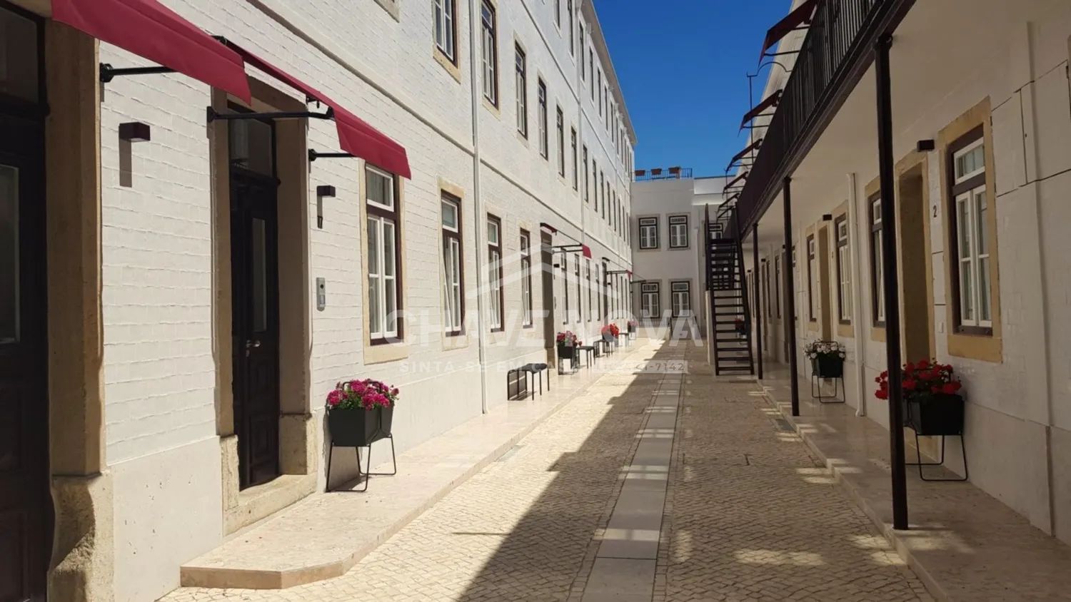 T1 Duplex Renovado e localizado na Penha de França - AL