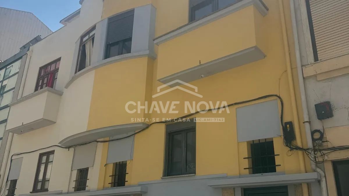 Prédio habitacional no centro do Porto | 1 000 000€