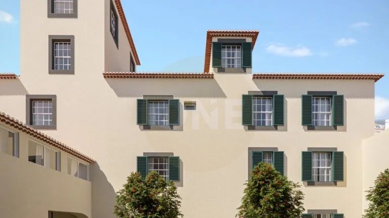 Brand-new 1-bedroom apartment in Funchal city center.