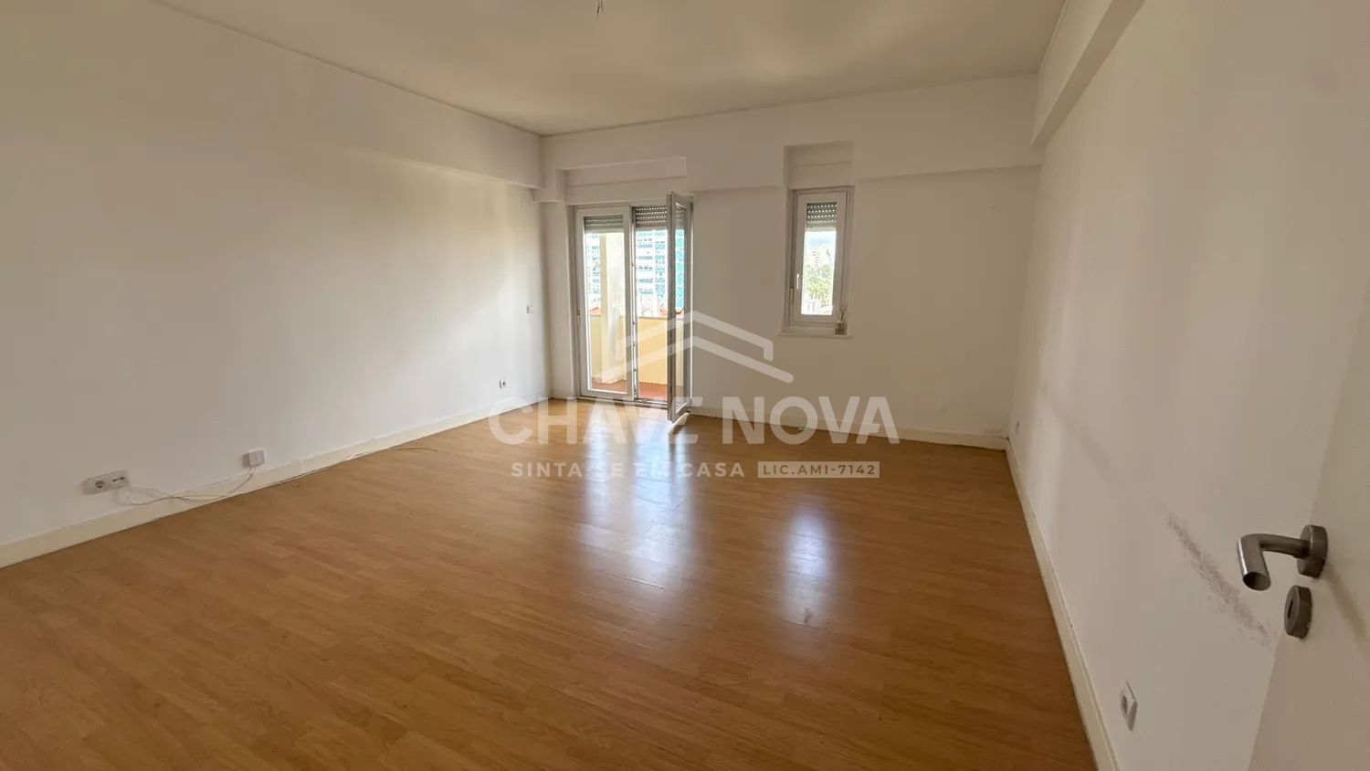 Arrenda-se Apartamento T3 em Oeiras