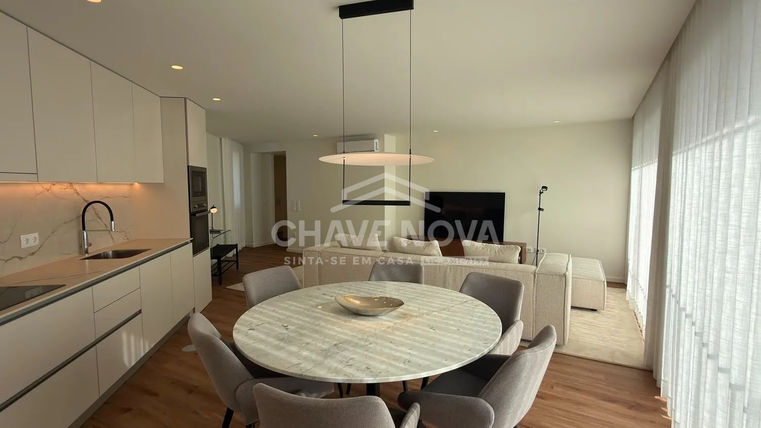 Apartamento T2 Novo c/ Varanda e Lugar de Garagem 2 Viaturas em Arcozelo (Praias) - 3