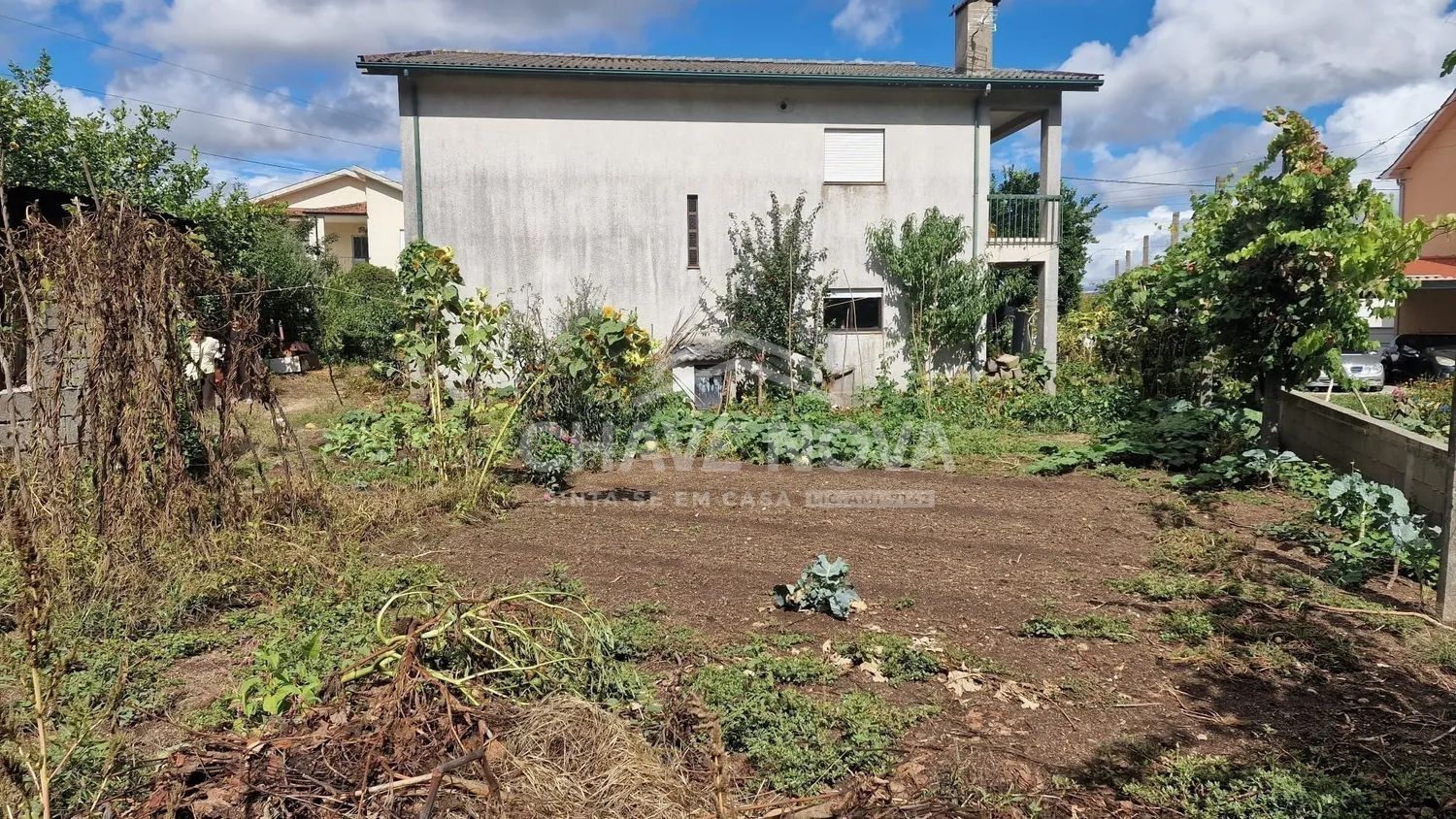 Moradia T3 Isolada com 800 m² de Terreno em Mancelos, Amarante - 2