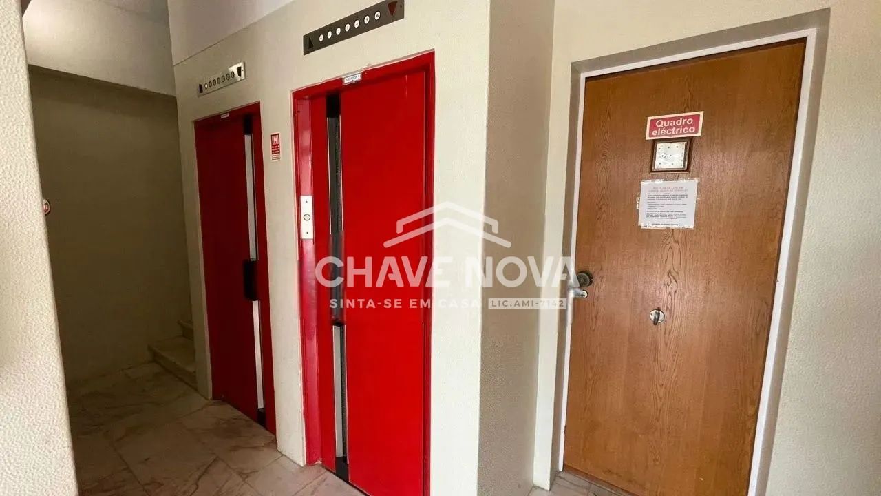 Apartamento T1+1 Renovado com Vista para o CCB | Belém - 2