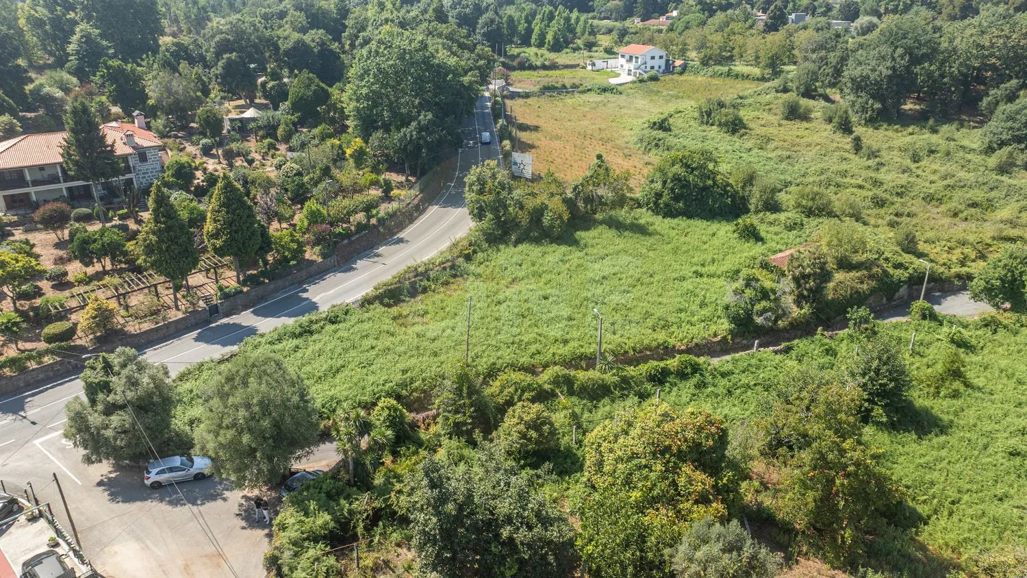 Moradia para Recuperar com 2.017 m² de Terreno Urbano | Famalicão - 3