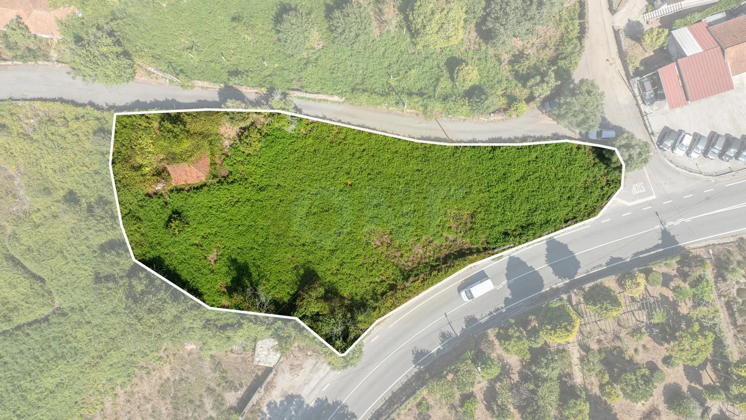 Moradia para Recuperar com 2.017 m² de Terreno Urbano | Famalicão