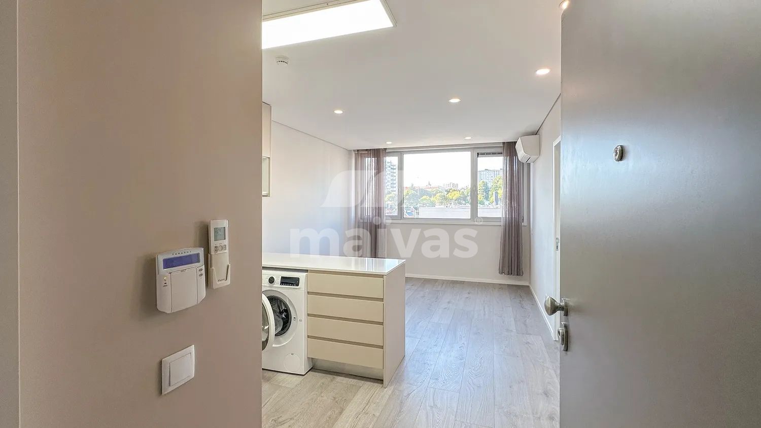 Apartamento T1 com Lugar de Garagem em Maximinos - 2