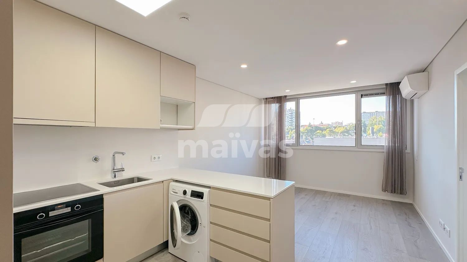 Apartamento T1 com Lugar de Garagem em Maximinos - 3