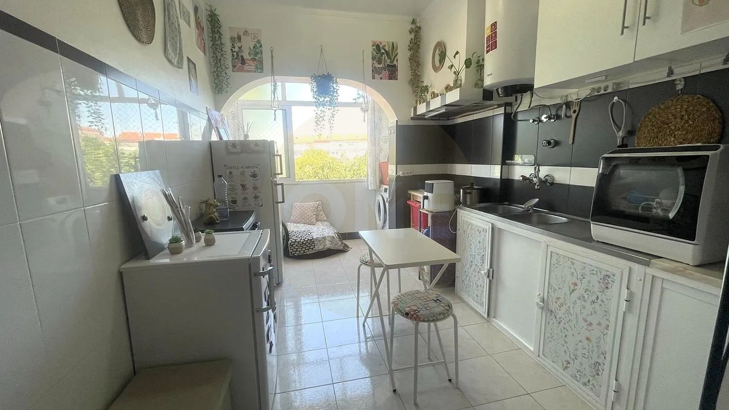 T1 remodelado na Baixa da Banheira 