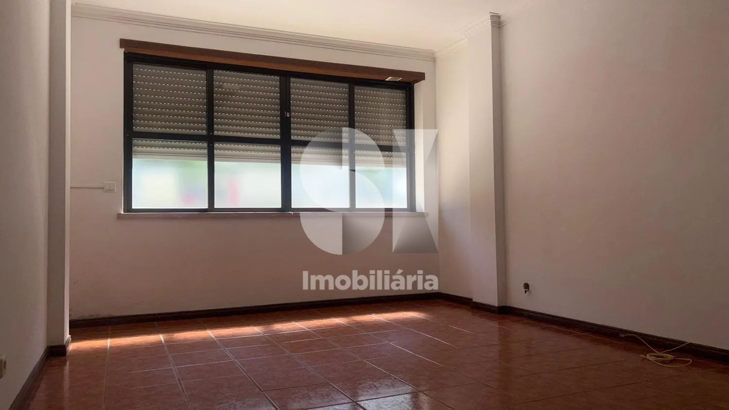 T2 com Garagem - 2