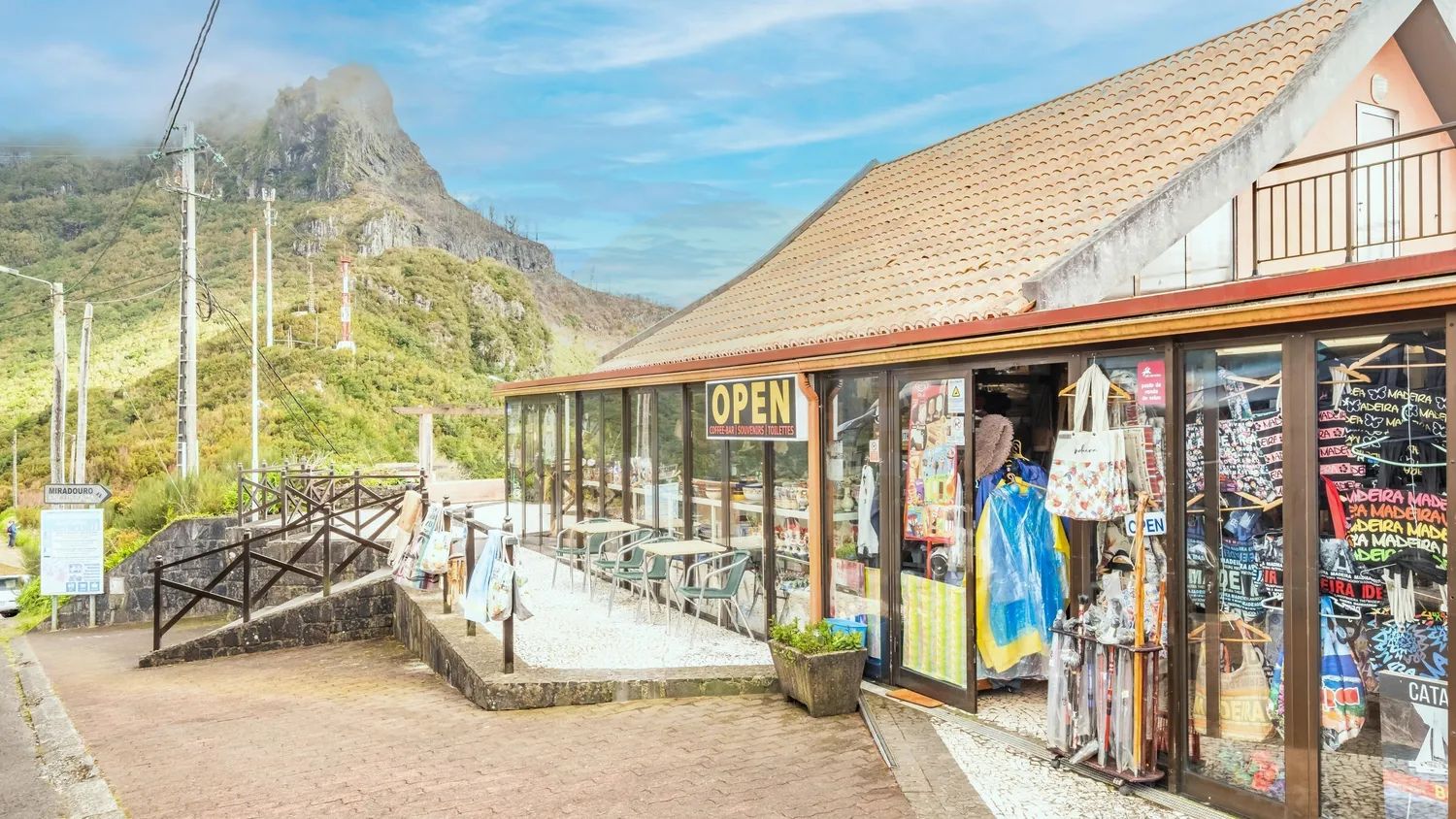 Espaço Comercial para Arrendamento | Serra De Água | Ribeira Brava