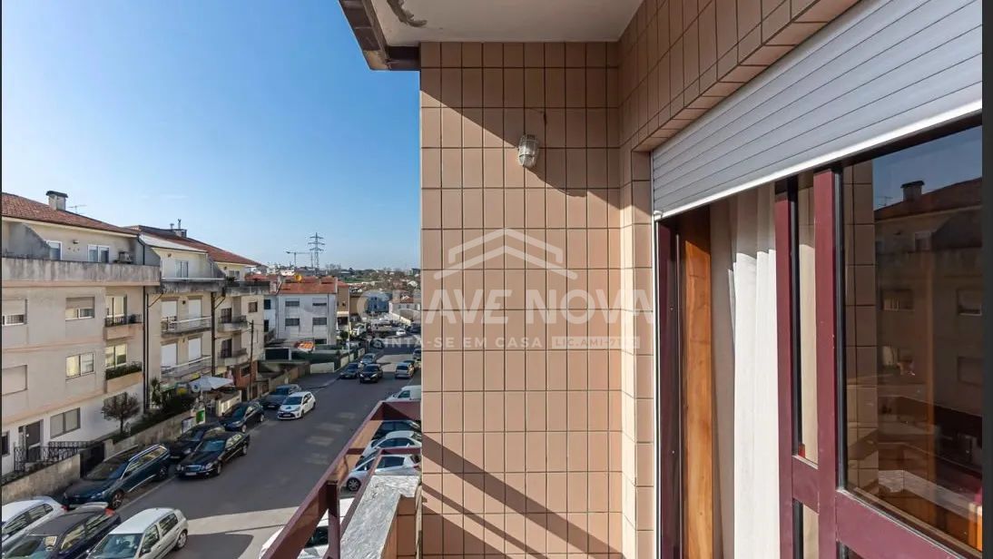 Apartamento T2+1 c/Varanda e Lug. Garagem | Oliveira do Douro