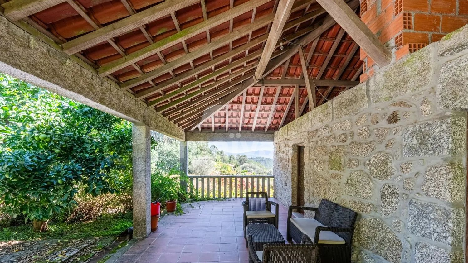 Moradia Típica Minhota em Pedra com Piscina e Terreno Amplo – Sabadim, Arcos de Valdevez - 3