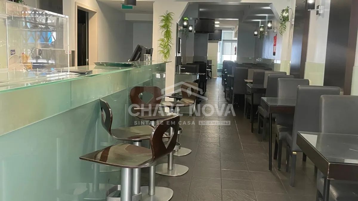  Trespasse de restaurante na Rua de Camões | Porto - 2