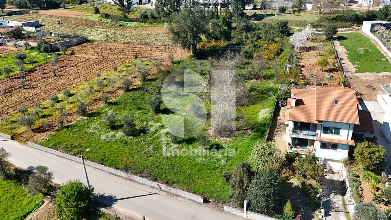 Terreno urbanizável - 3