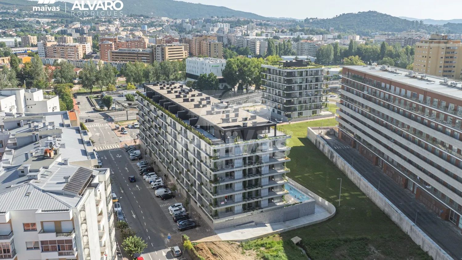 Apartamento T1 | Condomínio Privado com Piscina e Ginásio - 2