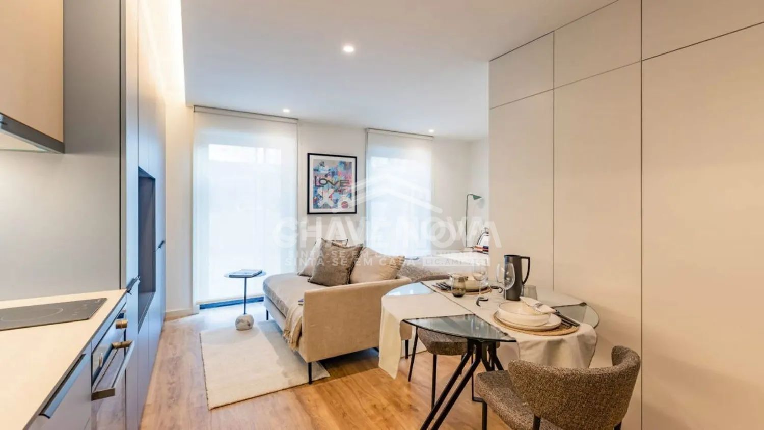 🏡 Apartamento T0 como Novo junto ao Hospital de São João com l/ garagem 