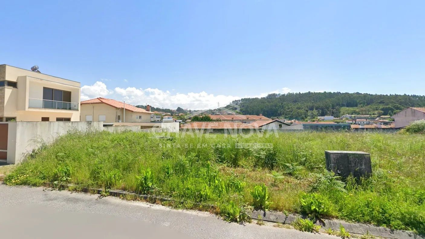 Terreno para Construção - Nogueira da Regedoura - Santa Maria da Feira