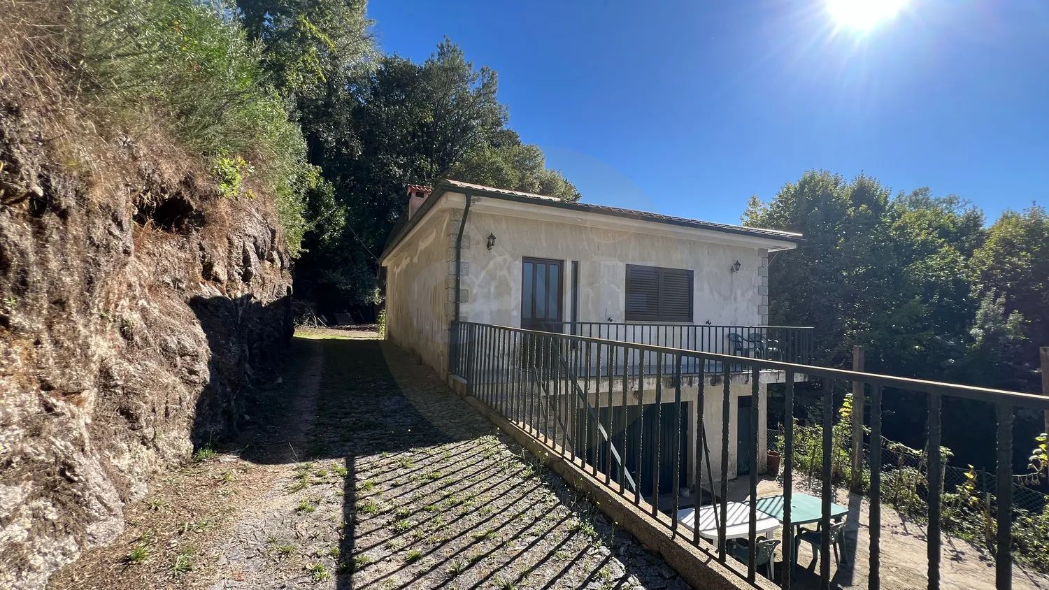 🏡 Moradia T2 com Vista Deslumbrante em Moimenta – Terras de Bouro