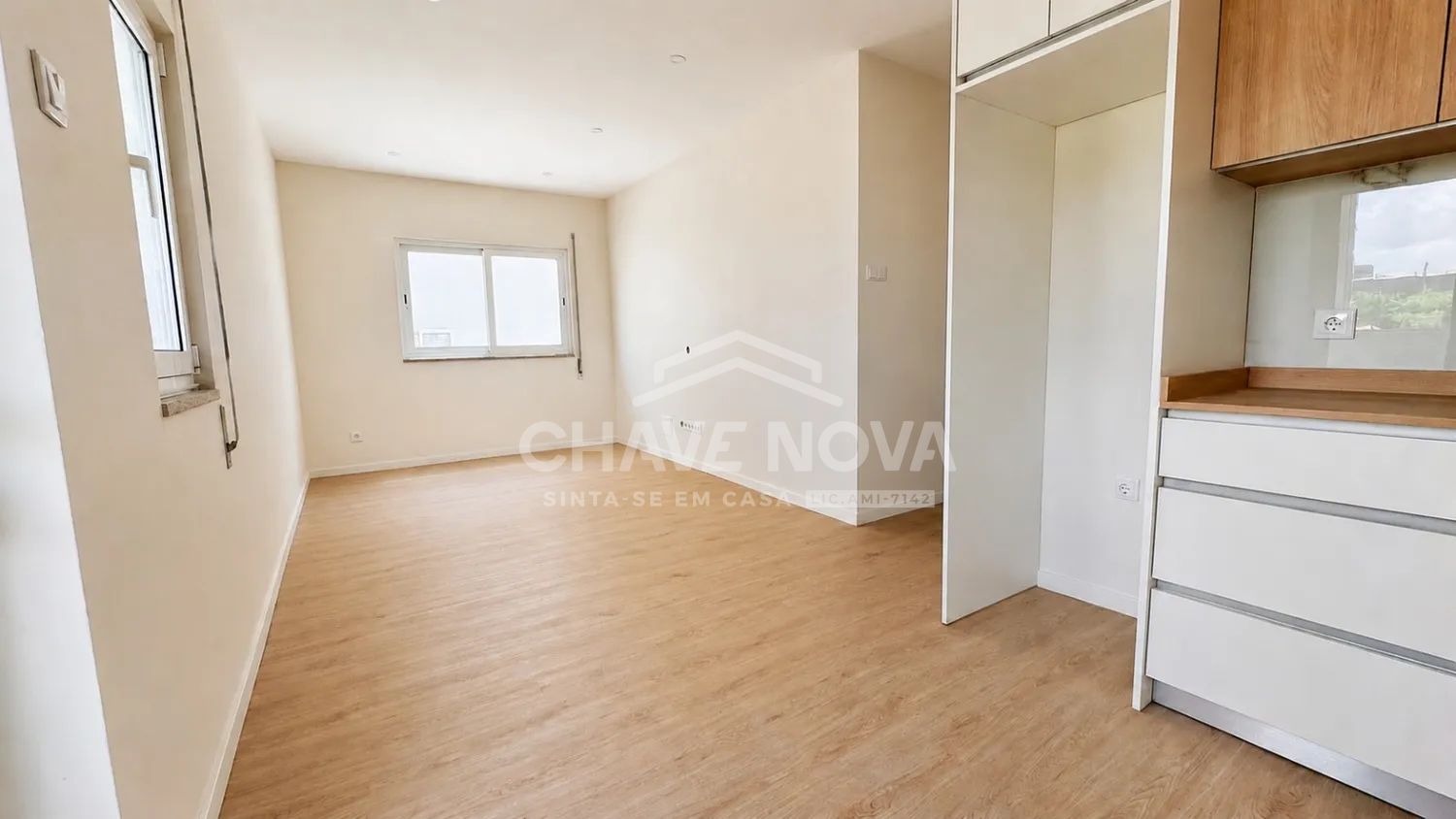 Andar moradia T3 totalmente remodelado | Jardim privativo | Garagem para 2 carros | Valadares - 3