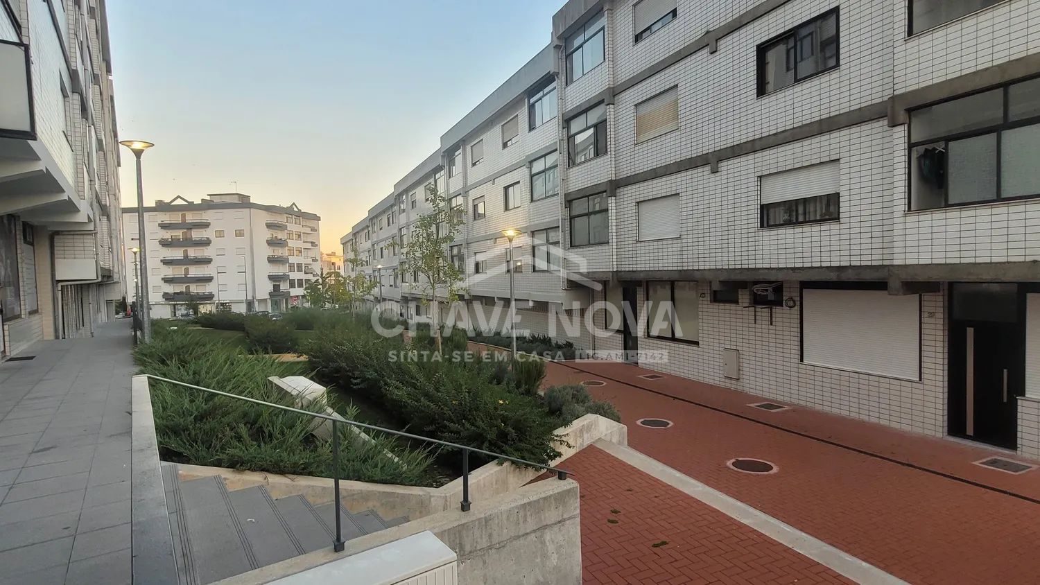 T2 P/ ARRENDAMENTO - São Romão do Coronado (Próx. da Estação de Comboio)