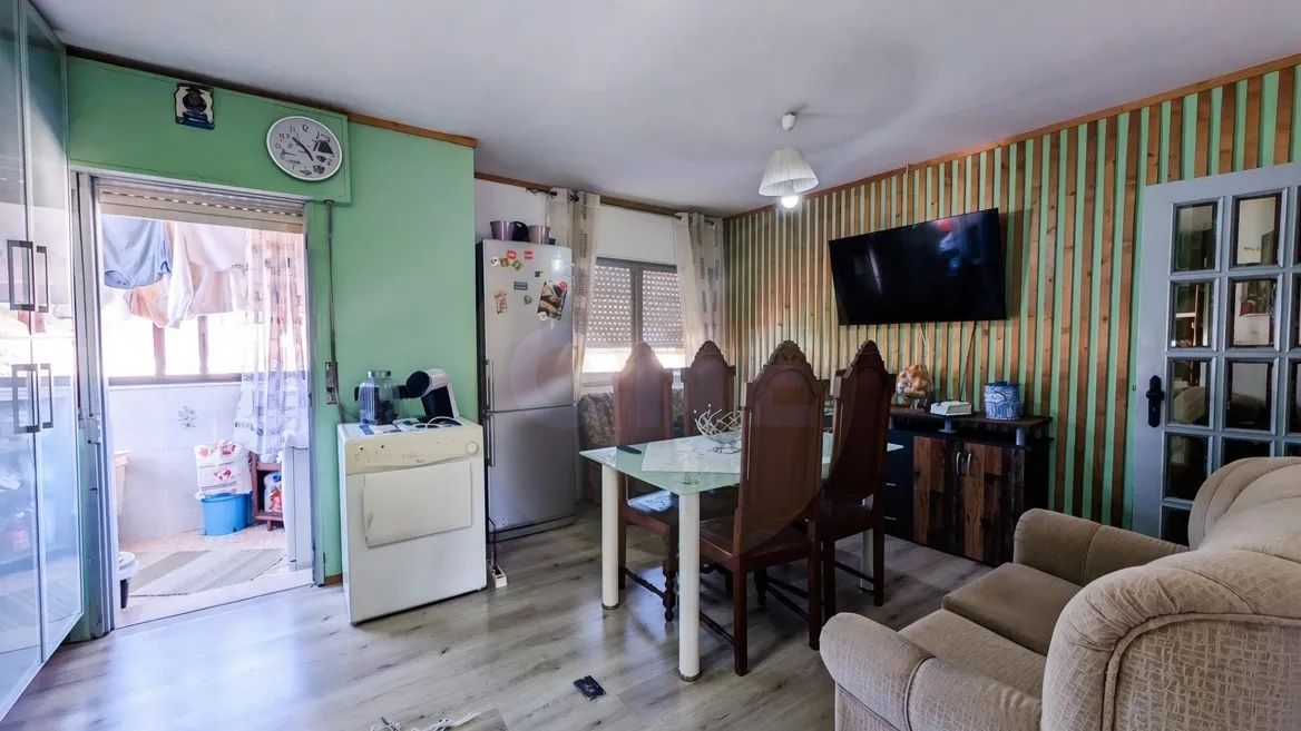 Andar Moradia T3 Transformado em T2 com Potencial para T4 | Baltar