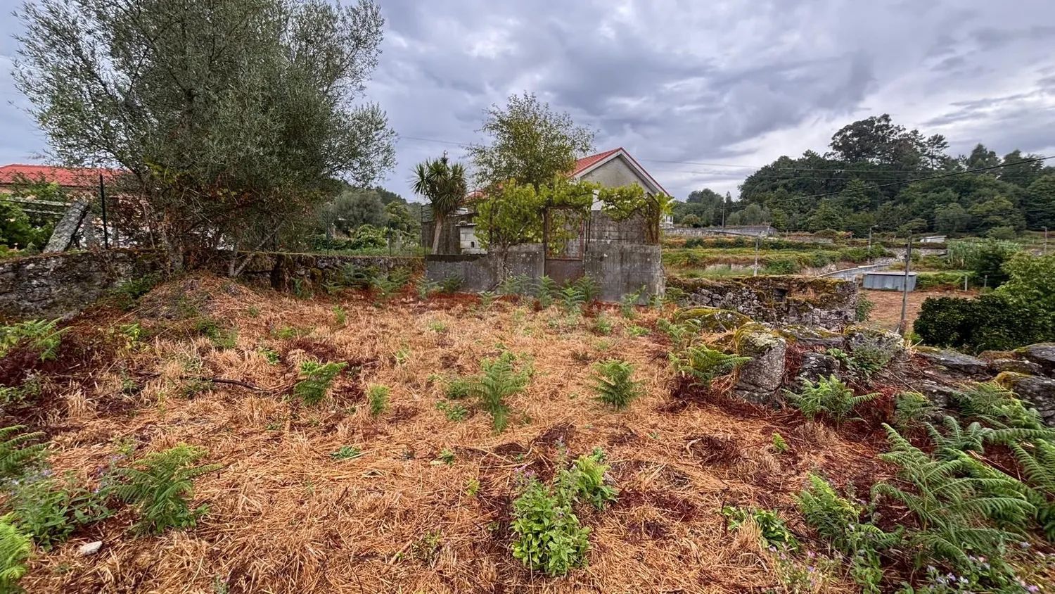 Terreno Urbano 369 m² em Santar, Arcos de Valdevez