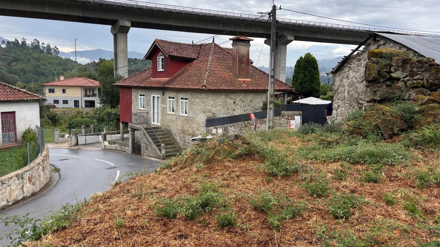 Terreno Urbano 369 m² em Santar, Arcos de Valdevez - 3