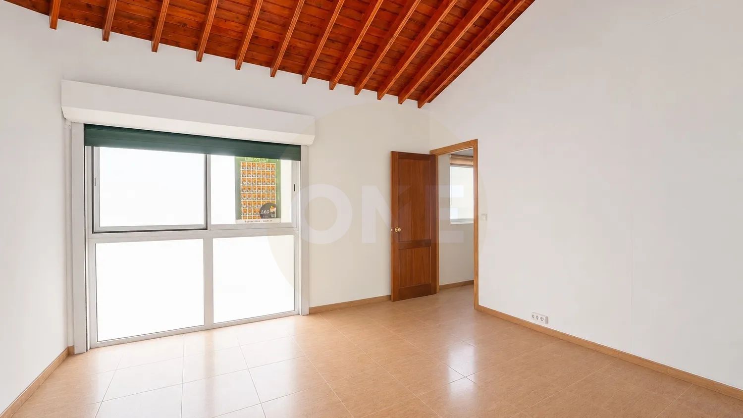 ARMAZÉM PARA INVESTIMENTO - SANTA CLARA | PONTA DELGADA - 3