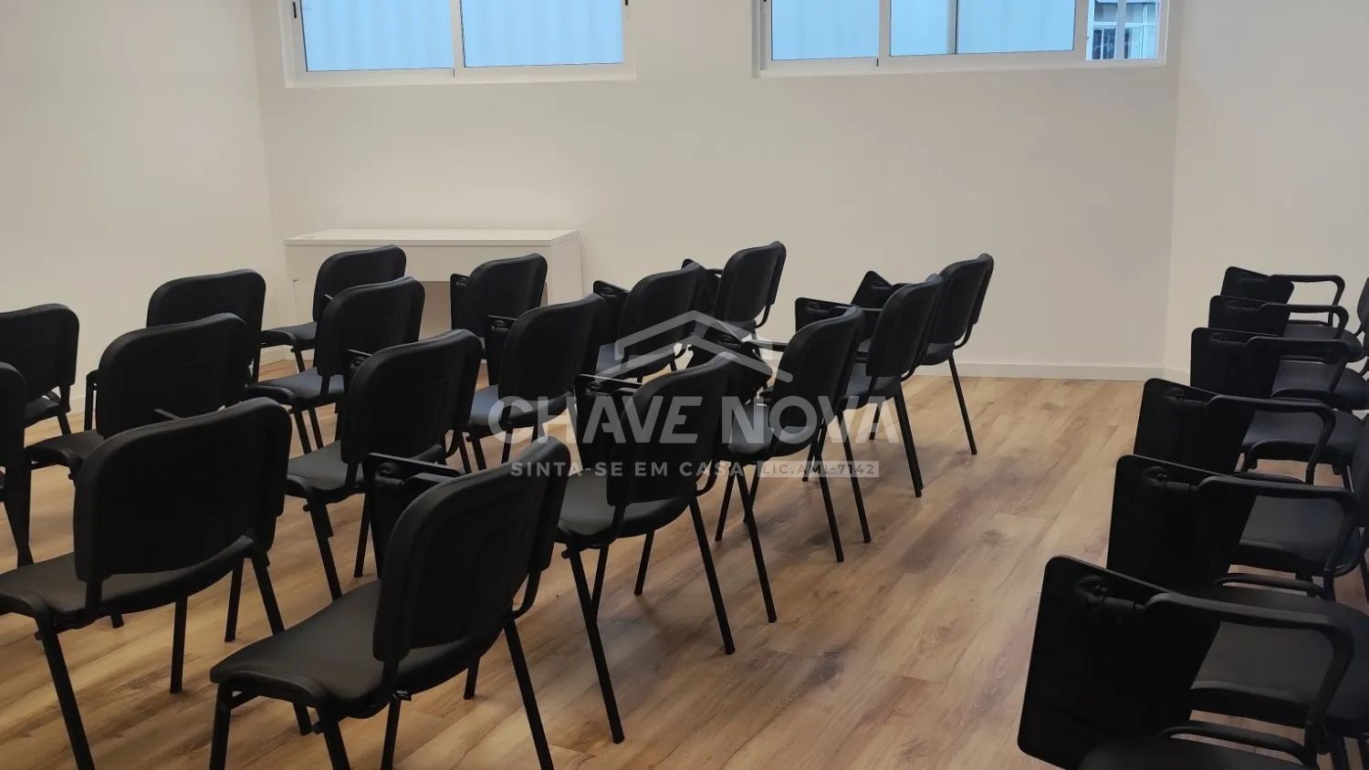 Espaço comercial à venda na Avenida da República junto à Câmara de Gaia  - 3